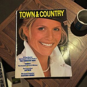 Town and Country Magazine May 1977 Magazine VTG 70s
